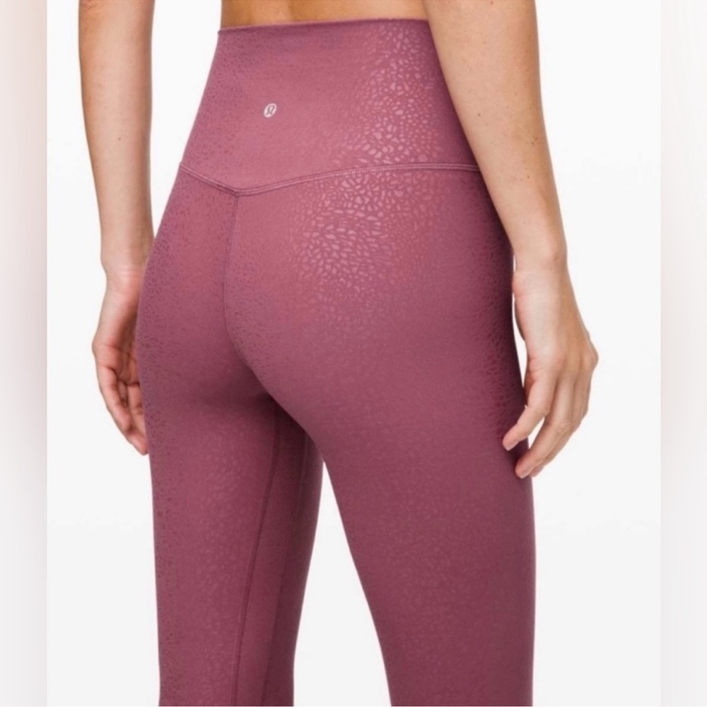 LULULEMON Align 25” Nulu Soft Leggings - Polar Shift Embossed Plumful Size 6